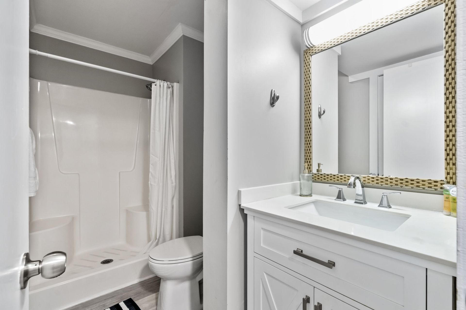 415 Ocean Creek Dr. Photo 20