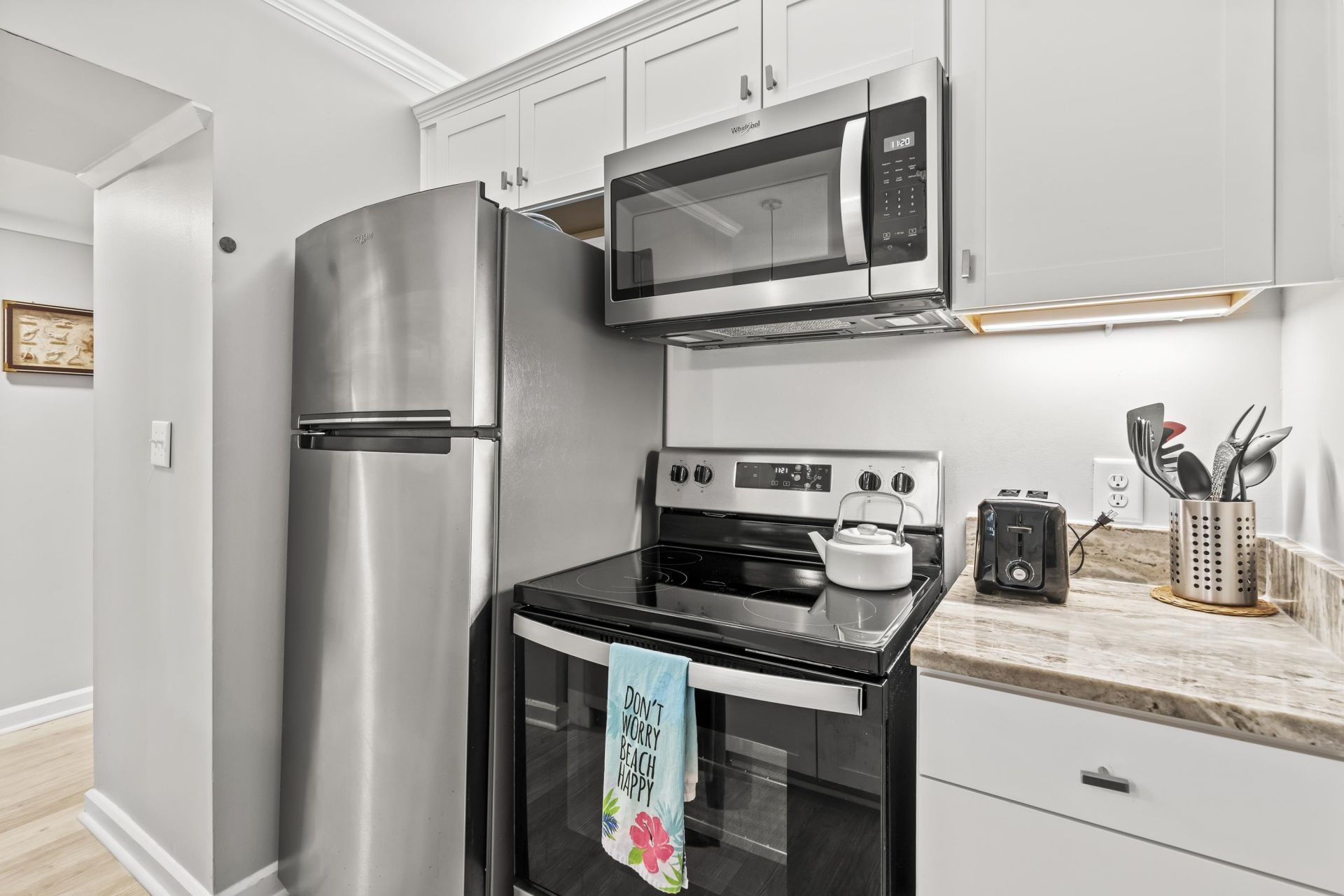 415 Ocean Creek Dr. Photo 9