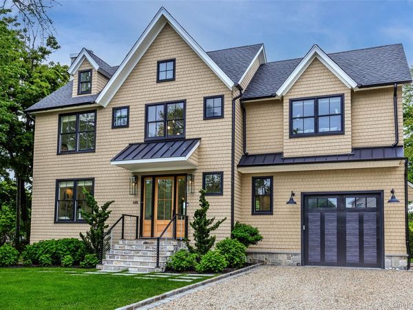 405 Williamsburgh Drive, Southold, NY 11971