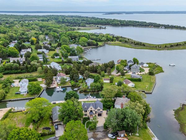 405 Williamsburgh Drive , Southold, NY 11971