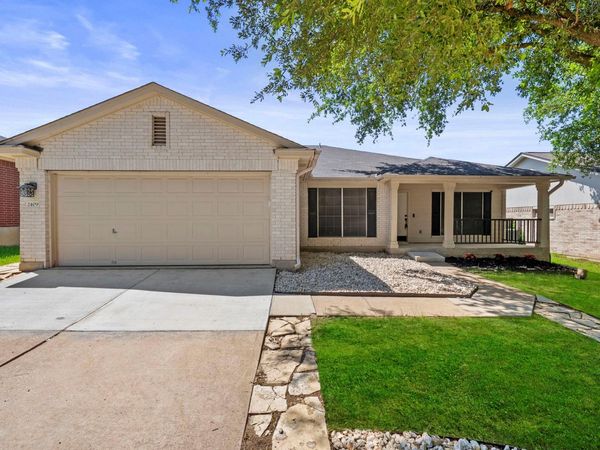 2409 Hallie LN, Round Rock, TX 78664