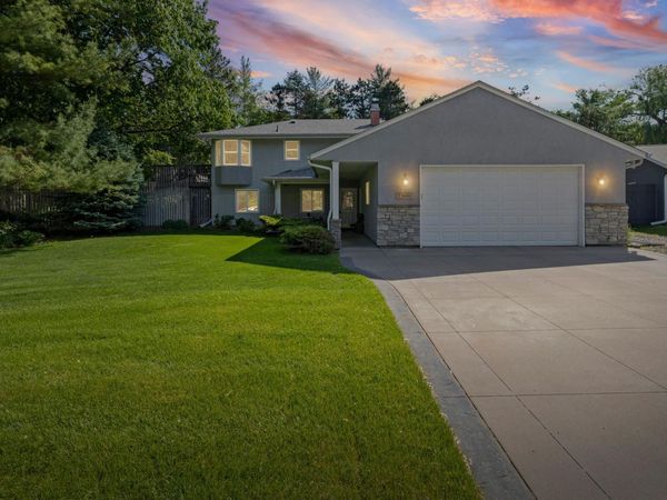 13600 69th Avenue N, Maple Grove, MN 55311