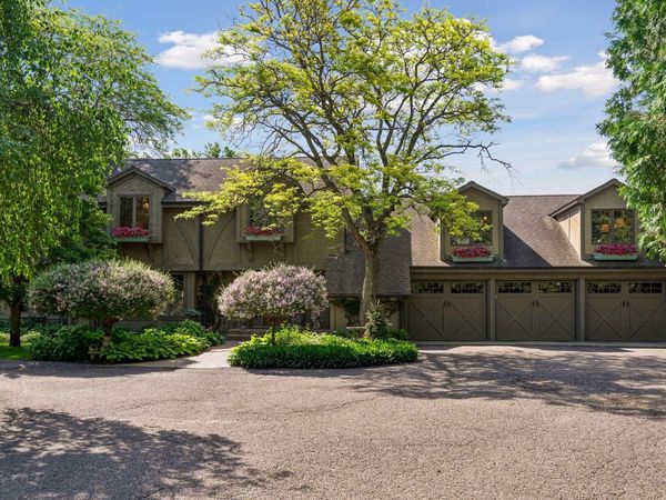 1200 Ferndale Road N, Plymouth, MN 55447