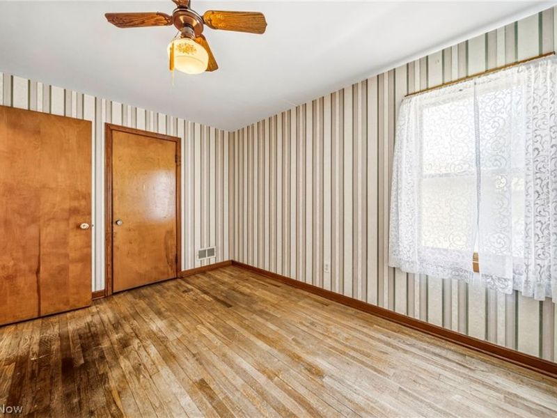 725 Chestnut Road , Seven Hills, OH 44131 Photo 18