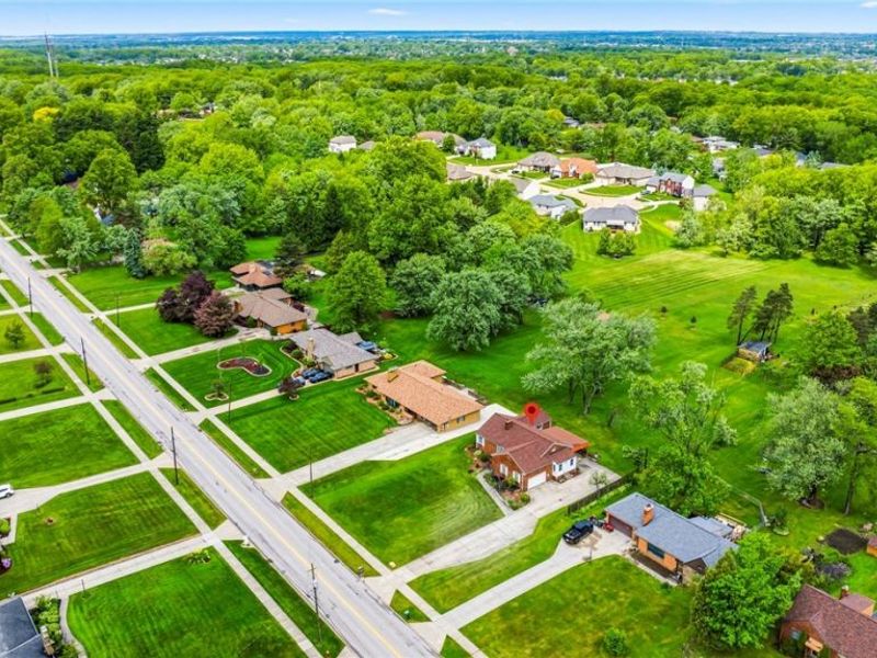 725 Chestnut Road , Seven Hills, OH 44131 Photo 38