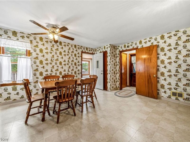 725 Chestnut Road , Seven Hills, OH 44131 Photo 7