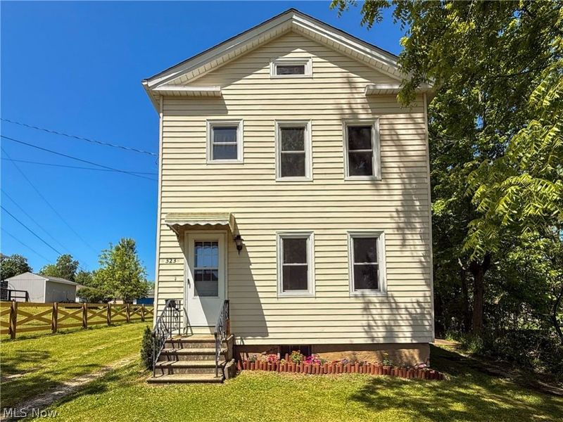 323 S Huntington Street, Medina, OH 44256 Photo 1