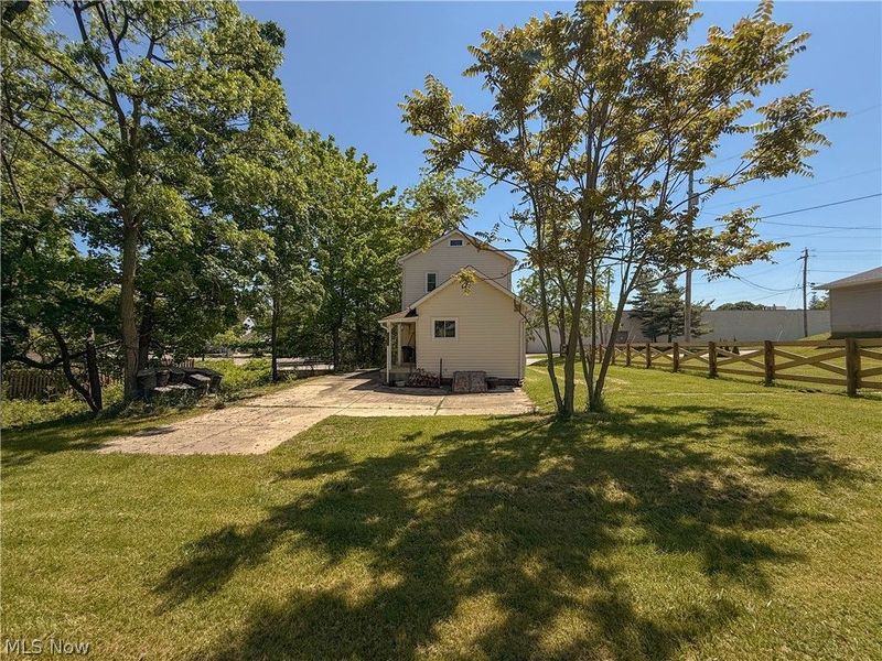 323 S Huntington Street, Medina, OH 44256 Photo 4