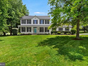 494 PLEASANT VALLEY DRIVE , CHARLES TOWN, WV 25414