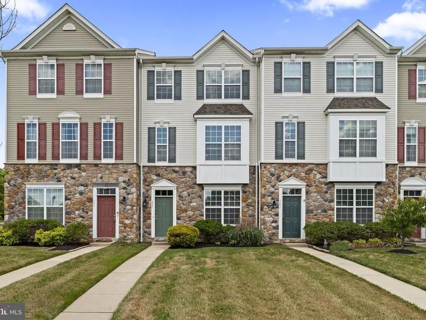 423 Wistar Place, Glassboro, NJ 08028 Main Photo