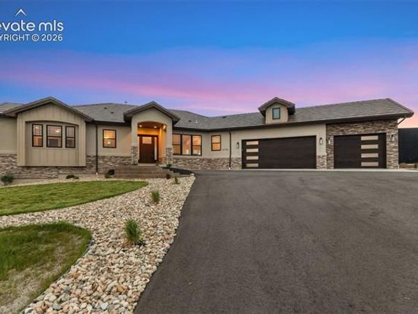 4136 Pinehurst Circle, Colorado Springs, CO 80908