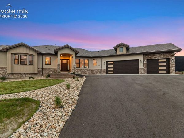 4136 Pinehurst Circle, Colorado Springs, CO 80908