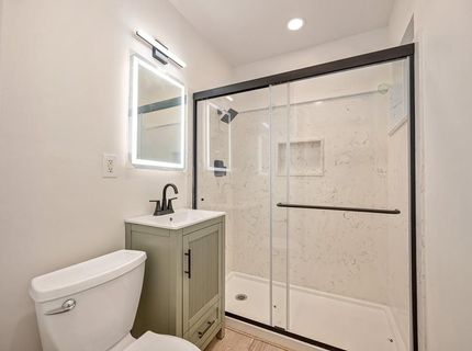 8894 Sharkey Ave, Elk Grove, CA 95624 Photo