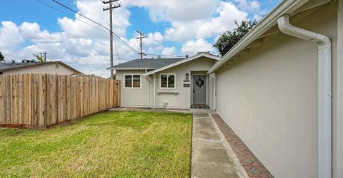 8894 Sharkey Ave, Elk Grove, CA 95624 Photo
