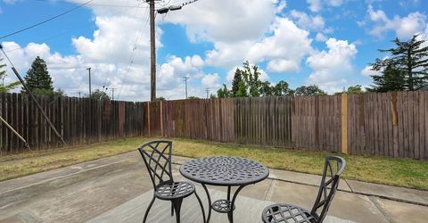 8894 Sharkey Ave, Elk Grove, CA 95624 Photo