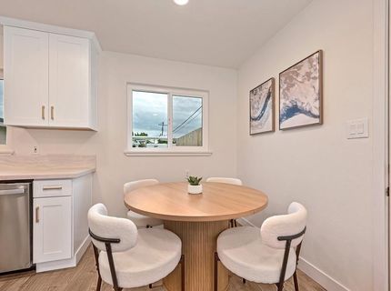 8894 Sharkey Ave, Elk Grove, CA 95624 Photo