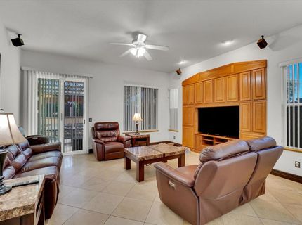 4512 Thira Way, Elk Grove, CA 95758 Photo