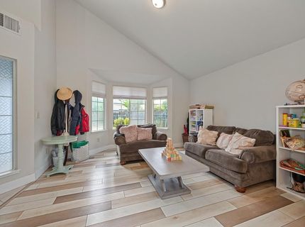 1028 Andy Cir, Sacramento, CA 95838 Photo