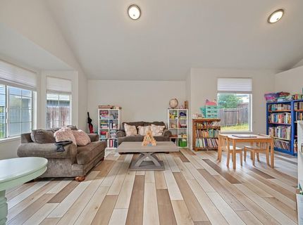 1028 Andy Cir, Sacramento, CA 95838 Photo