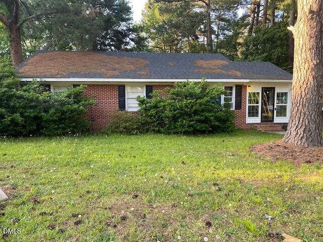 1104 Robert Road W, Wilson, NC 27893 Main Photo