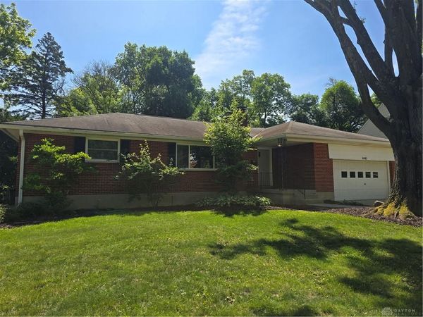 4440 Wing View Lane, Kettering, OH 45429