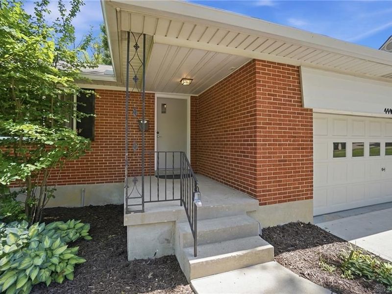 4440 Wing View Lane, Kettering, OH 45429 Photo 5