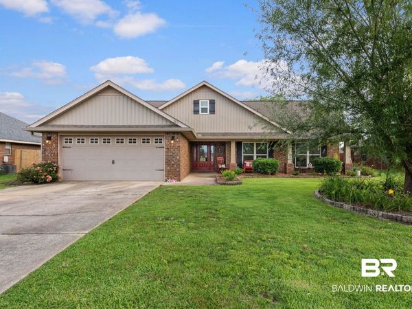 562 Vestige Mews, Foley, AL 36535