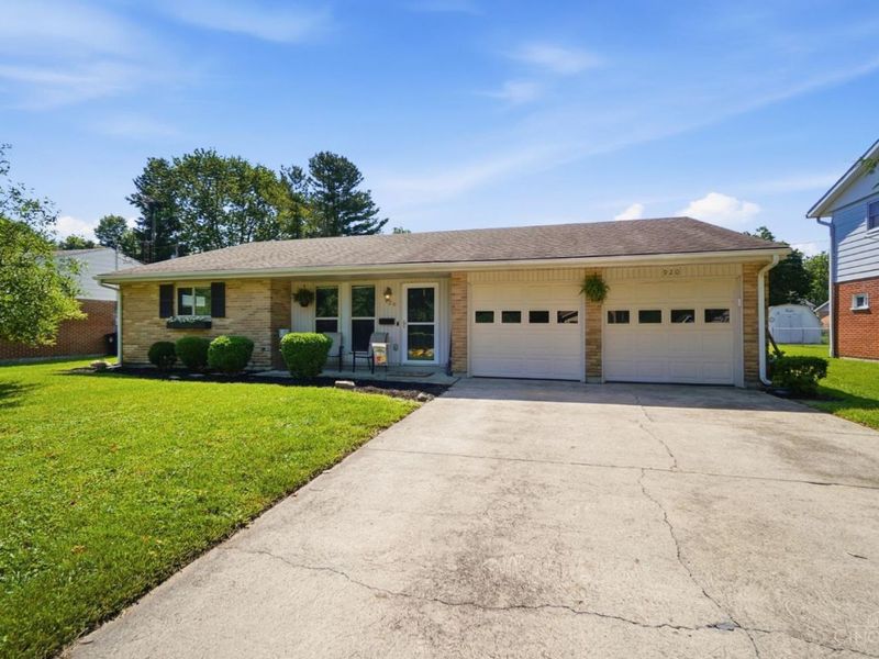 920 Kathryn Drive, Wilmington, OH 45177 Photo 2