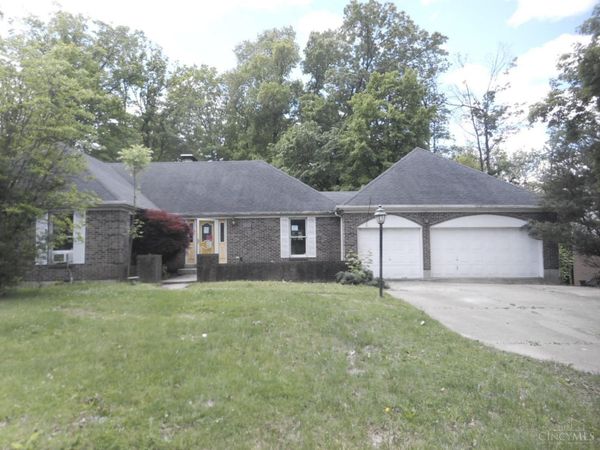 1565 Jonquilmeadow, Forest Park, OH 45240