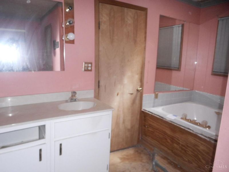 1565 Jonquilmeadow, Forest Park, OH 45240 Photo 13