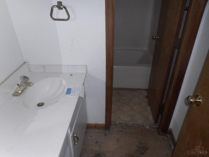 1565 Jonquilmeadow, Forest Park, OH 45240 Photo 14