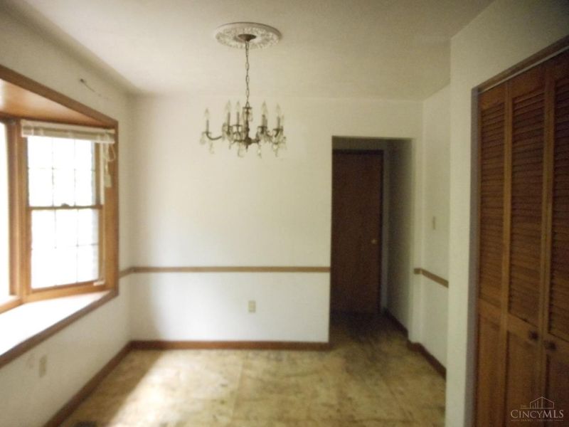 1565 Jonquilmeadow, Forest Park, OH 45240 Photo 8