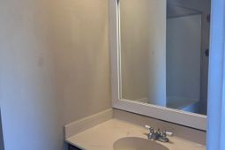 401 Garden Dr.  photo 4