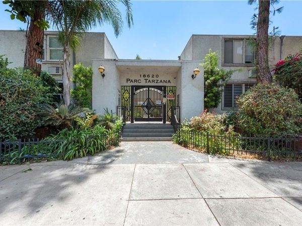18620 Hatteras Street, Unit 169, Tarzana, CA 91356