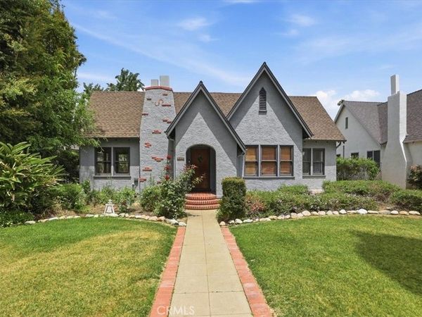 3589 Castle Reagh, Riverside, CA 92506