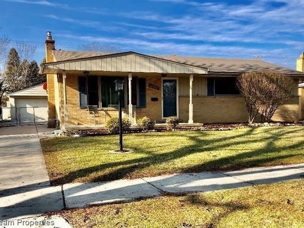 14917 FAIRWAY Street , Livonia, MI 48154