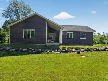 4966 Mack Road, Oceola Twp, MI 48855