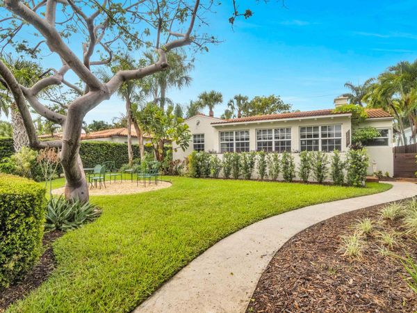 1219 N Lakeside Drive, Lake Worth Beach, FL 33460