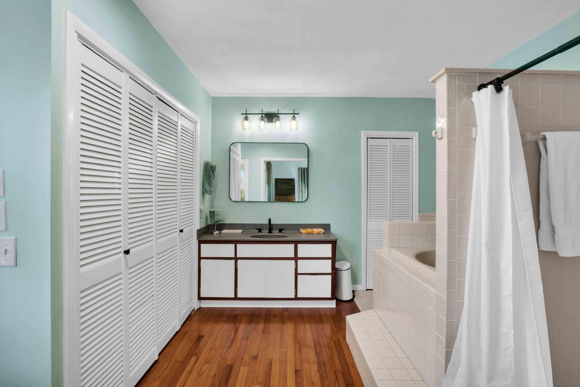 1219 N Lakeside Drive, Lake Worth Beach, FL 33460 Photo