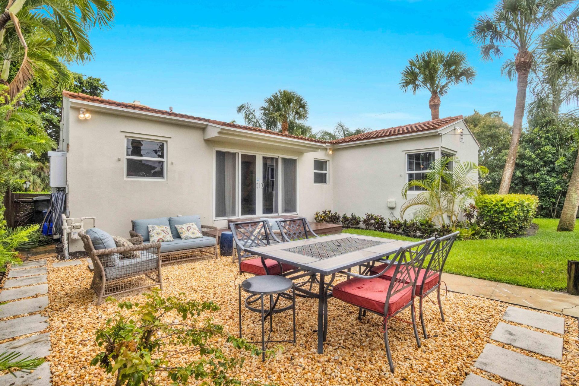 1219 N Lakeside Drive, Lake Worth Beach, FL 33460 Photo