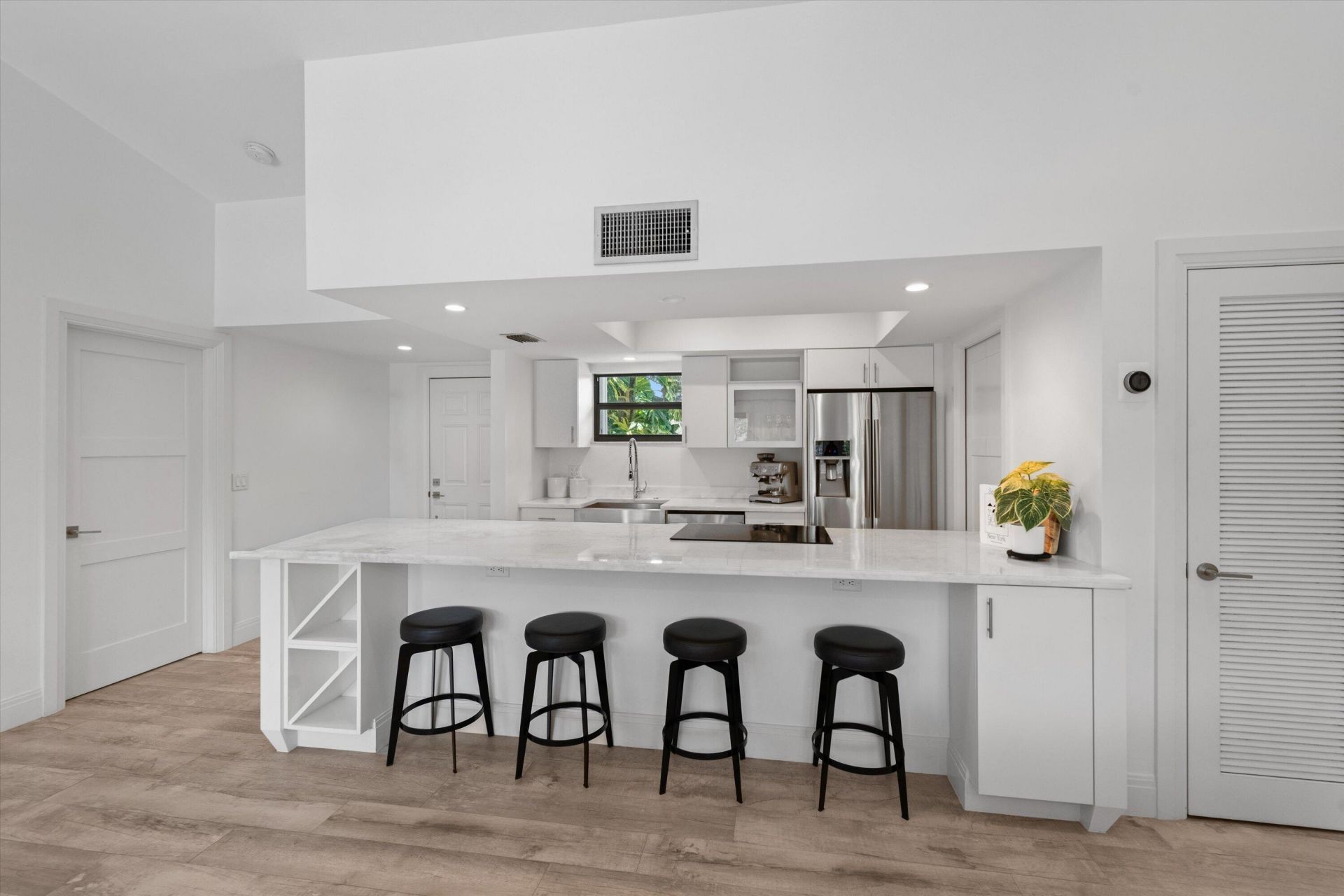 11863 Wimbledon Circle, Unit 532, Wellington, FL 33414 Photo