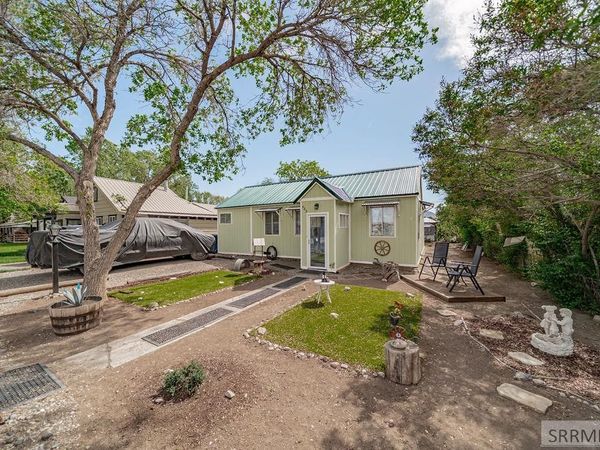 643 Decoria Avenue, ARCO, ID 83213