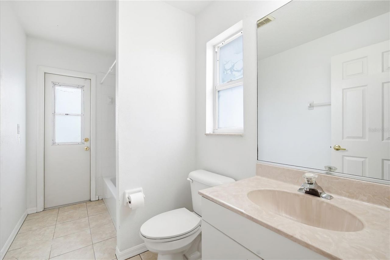 6141 36th Lane E, Bradenton, FL 34203 Photo