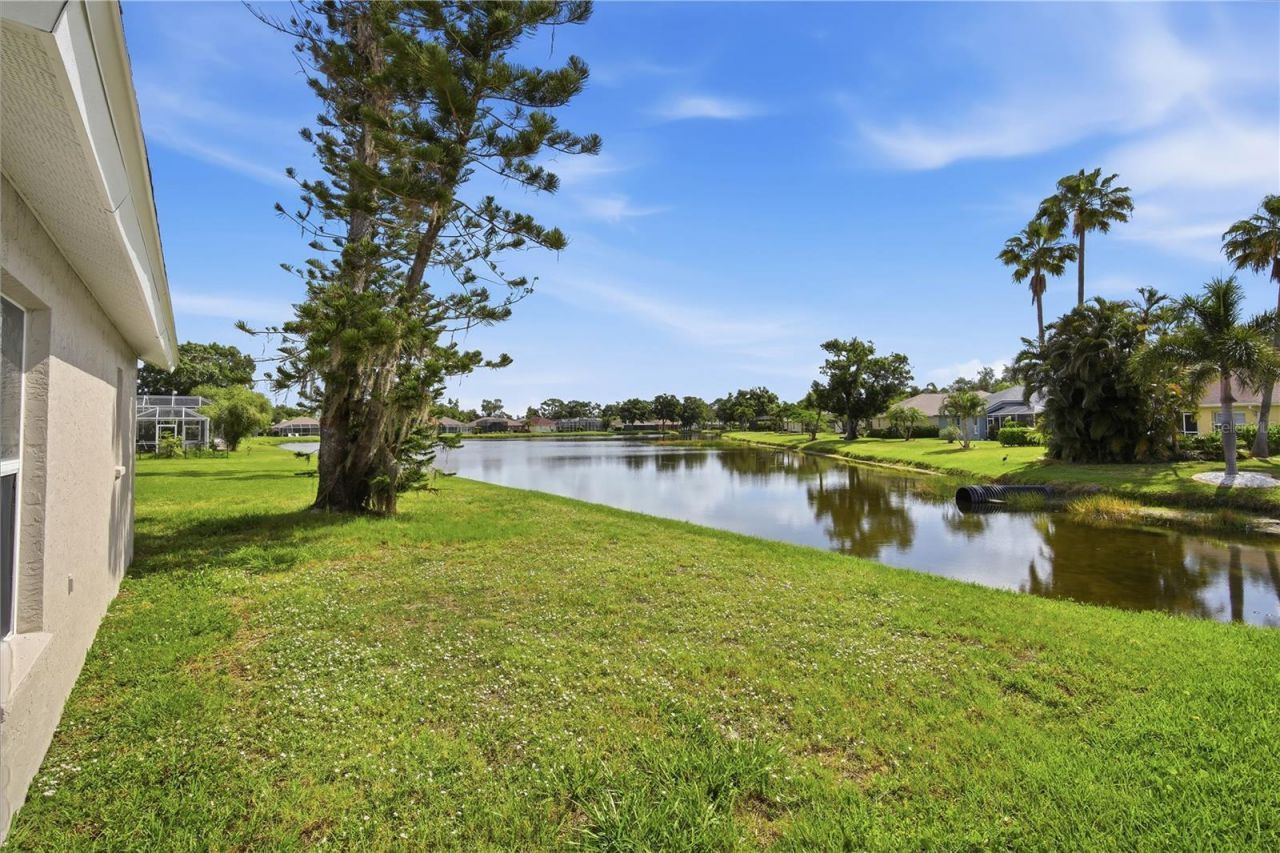 6141 36th Lane E, Bradenton, FL 34203 Photo