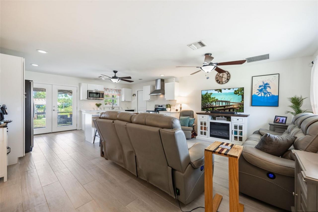3601 Wisteria Place, Punta Gorda, FL 33950 Photo