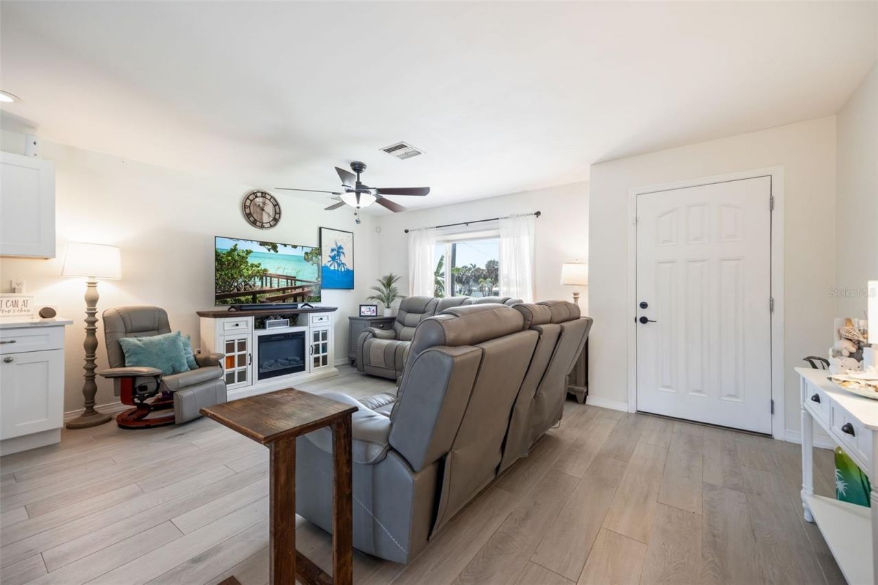 3601 Wisteria Place, Punta Gorda, FL 33950 Photo