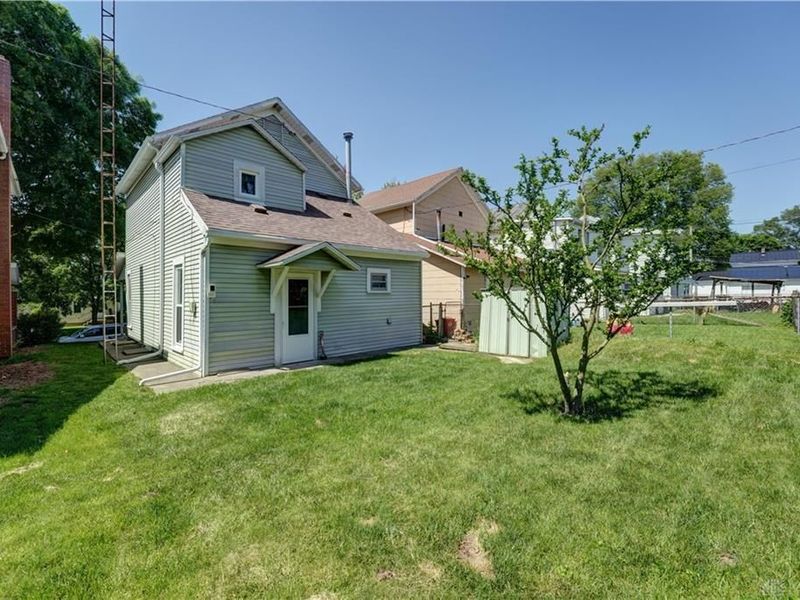 327 W Water Street, Greenville, OH 45331 Photo 3