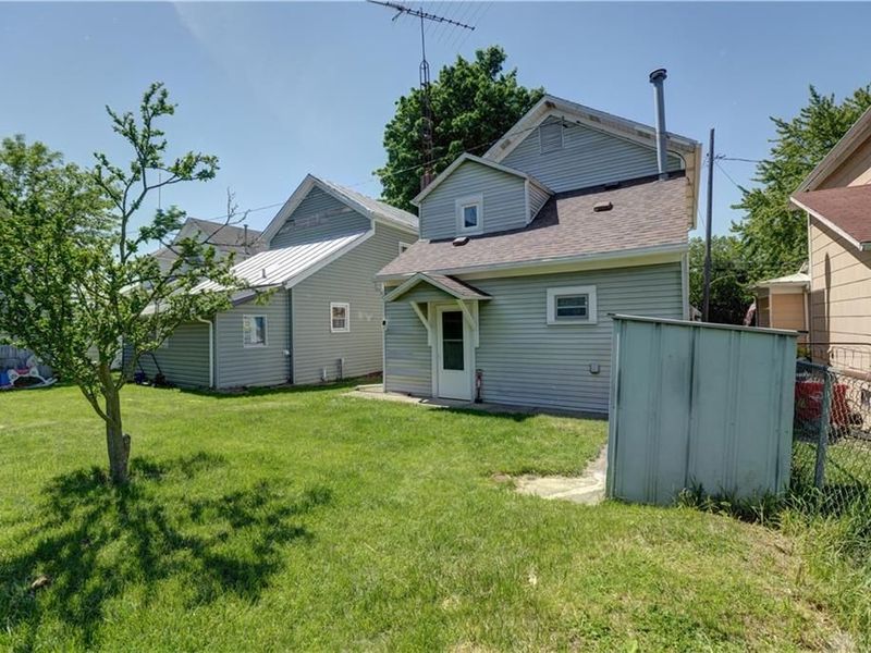 327 W Water Street, Greenville, OH 45331 Photo 4