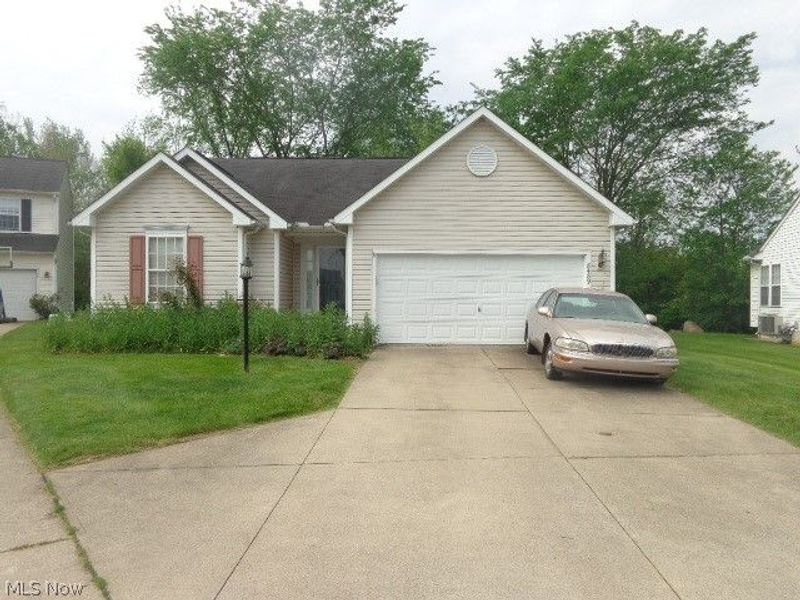 8489 Antlers Trail, North Ridgeville, OH 44039 Photo 1