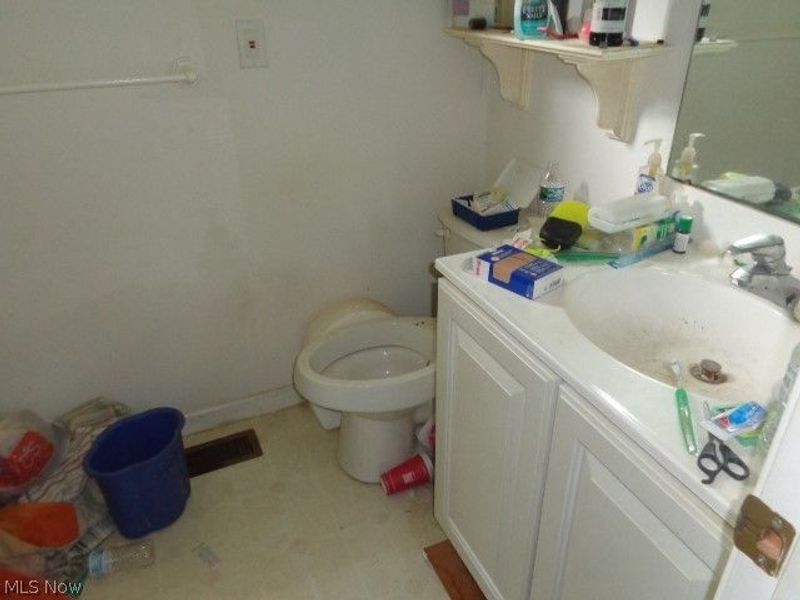 8489 Antlers Trail, North Ridgeville, OH 44039 Photo 8